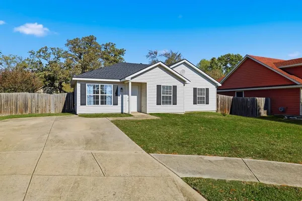 $230,000 | 1709 Red Oak Court, Denton, TX 76209