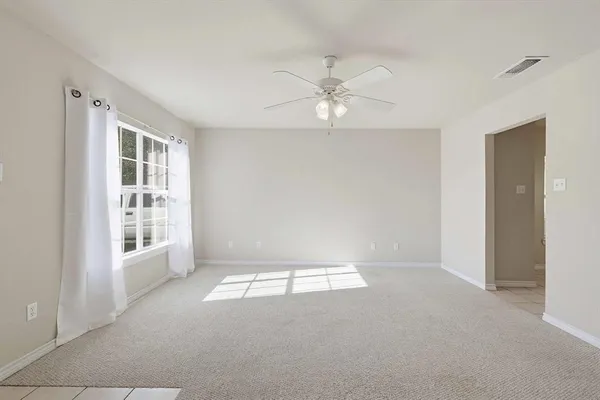 $230,000 | 1709 Red Oak Court, Denton, TX 76209