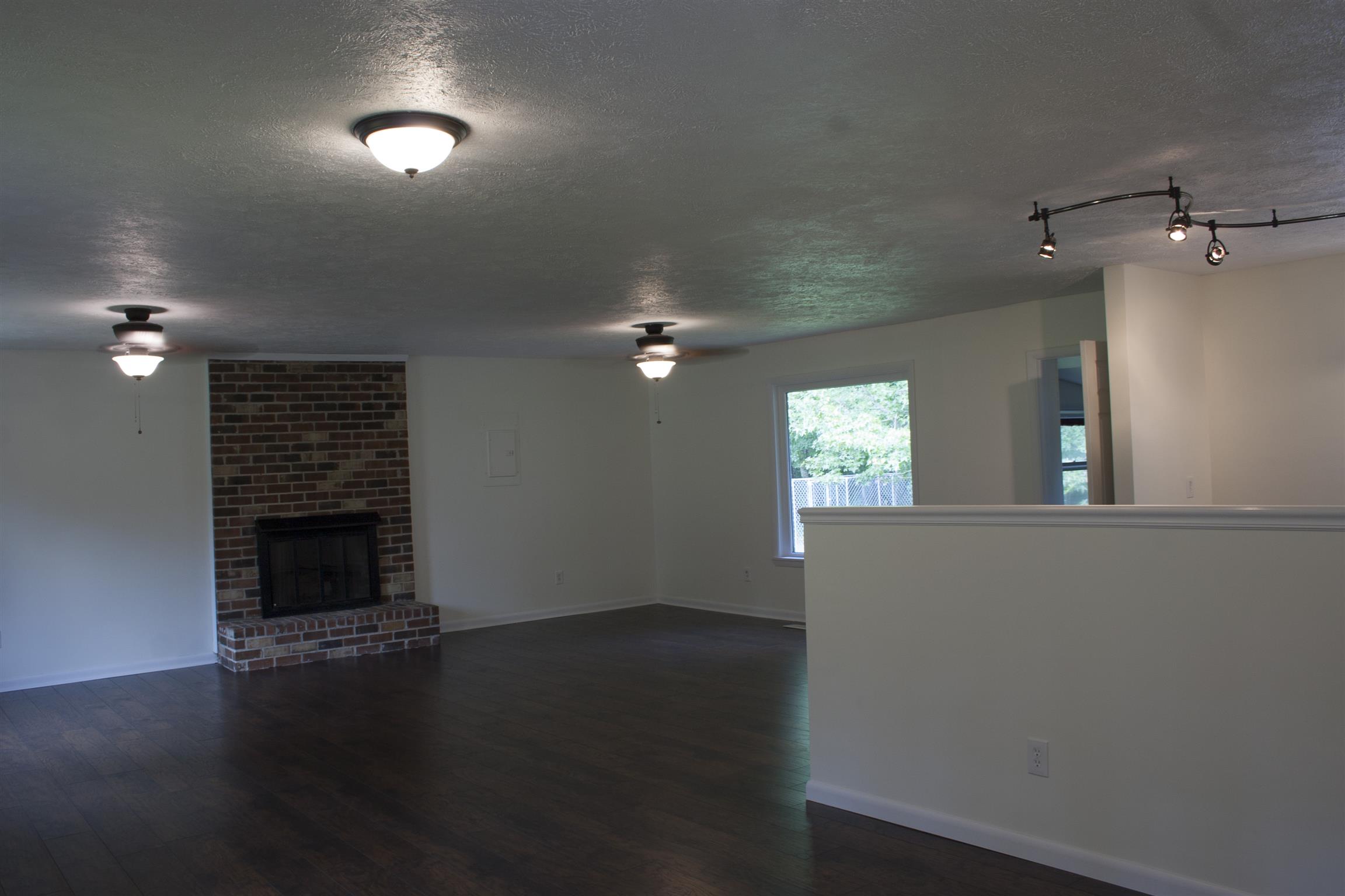 140 Willow Oak Road Manchester, TN 37355 - Photo 5 of 15 Gallery Image 5