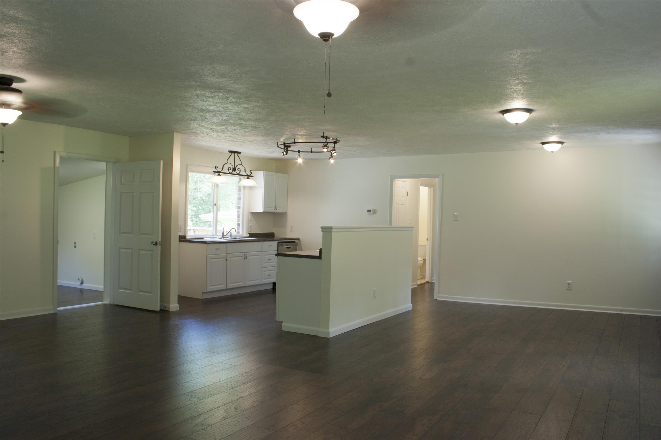 140 Willow Oak Road Manchester, TN 37355 - Photo 9 of 15 Gallery Image 9