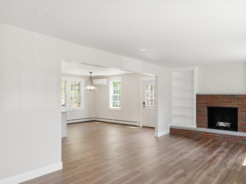 90 Ashaway Road Westerly, RI 02891 - Photo 8 of 41