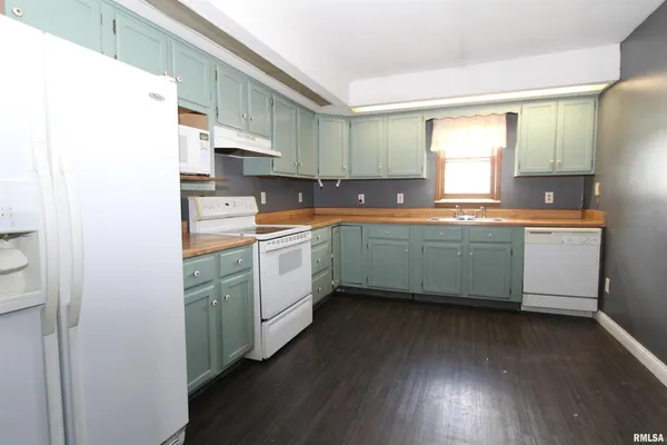 $135,000 | 621 6th Street, Camanche, IA 52730