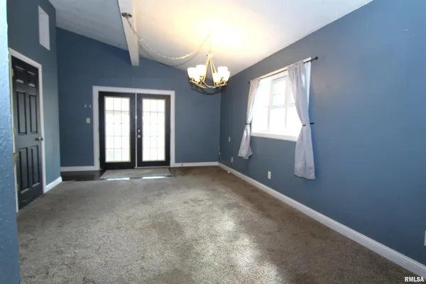$135,000 | 621 6th Street, Camanche, IA 52730