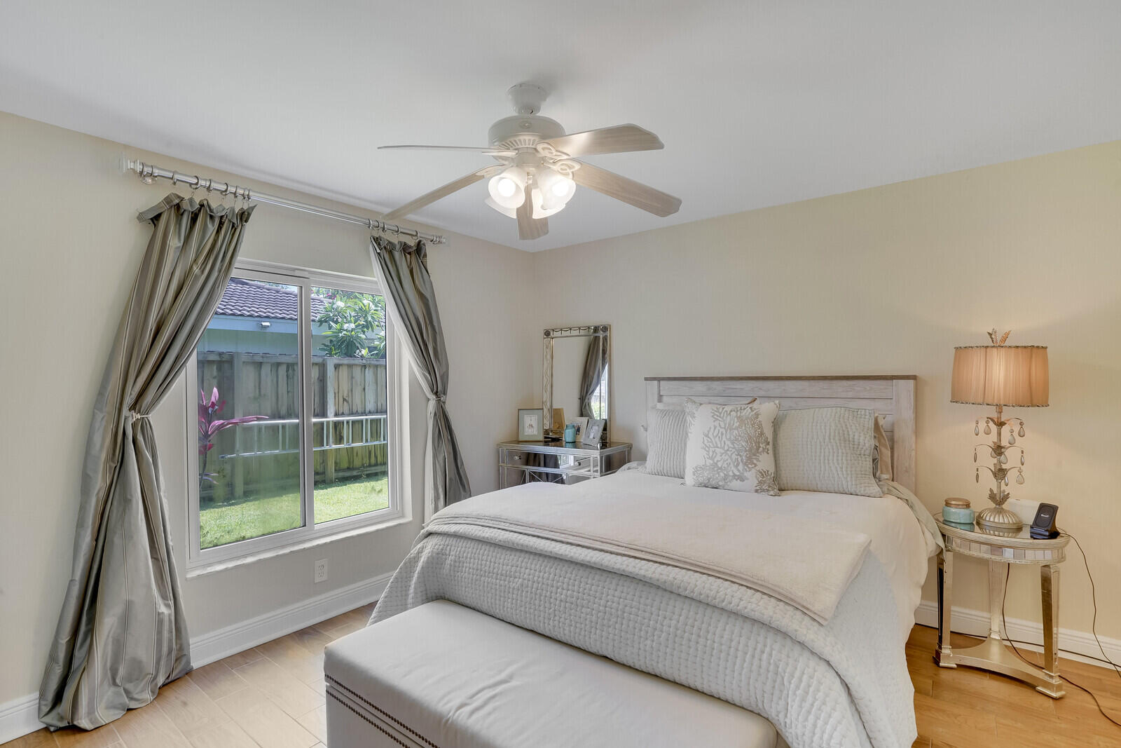 55 Southwest 15th Avenue Boca Raton, FL 33486 - Photo 24 of 39 Bedroom 3