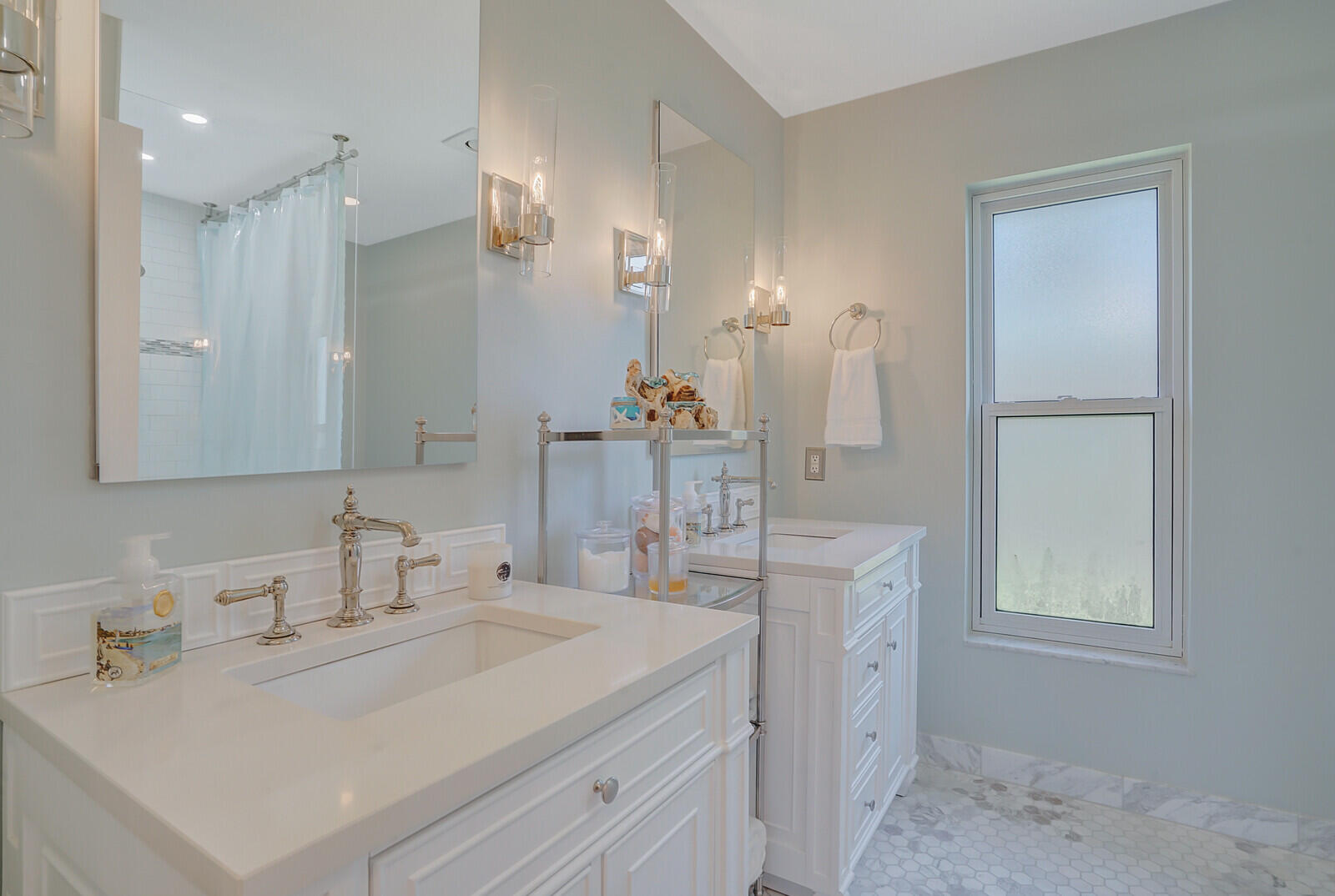 55 Southwest 15th Avenue Boca Raton, FL 33486 - Photo 25 of 39 Bathroom 2