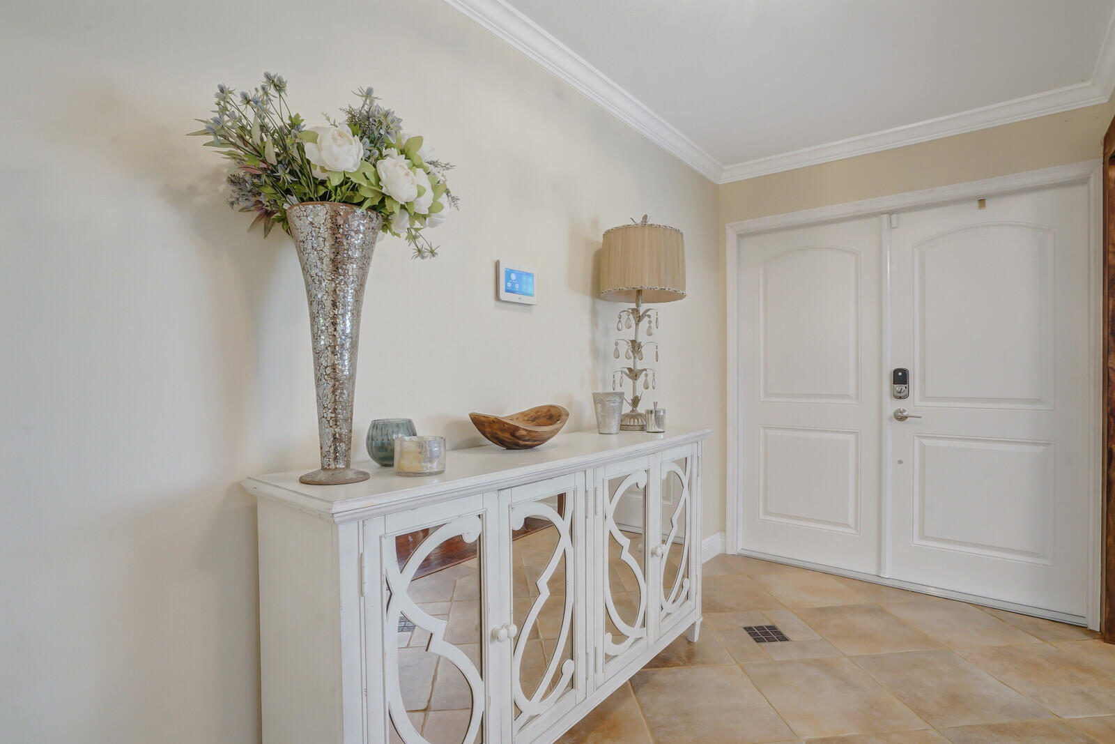 55 Southwest 15th Avenue Boca Raton, FL 33486 - Photo 4 of 39 Foyer