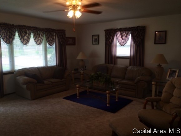2571 Tozer Road Springfield, IL 62707 - Photo 3 of 17