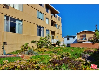 6824 Esplanade Playa del Rey, CA 90293 - Photo 5 of 19