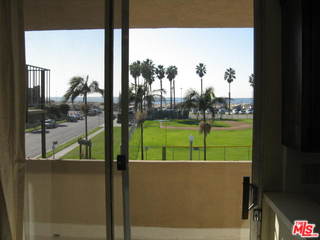 6824 Esplanade Playa del Rey, CA 90293 - Photo 9 of 19