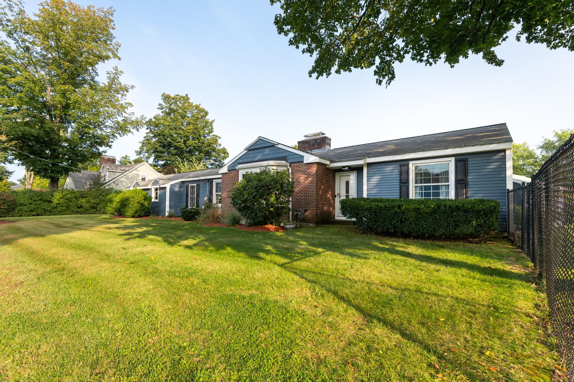 52 East Dunstable Road Nashua, NH 03060 - Photo 1 of 39