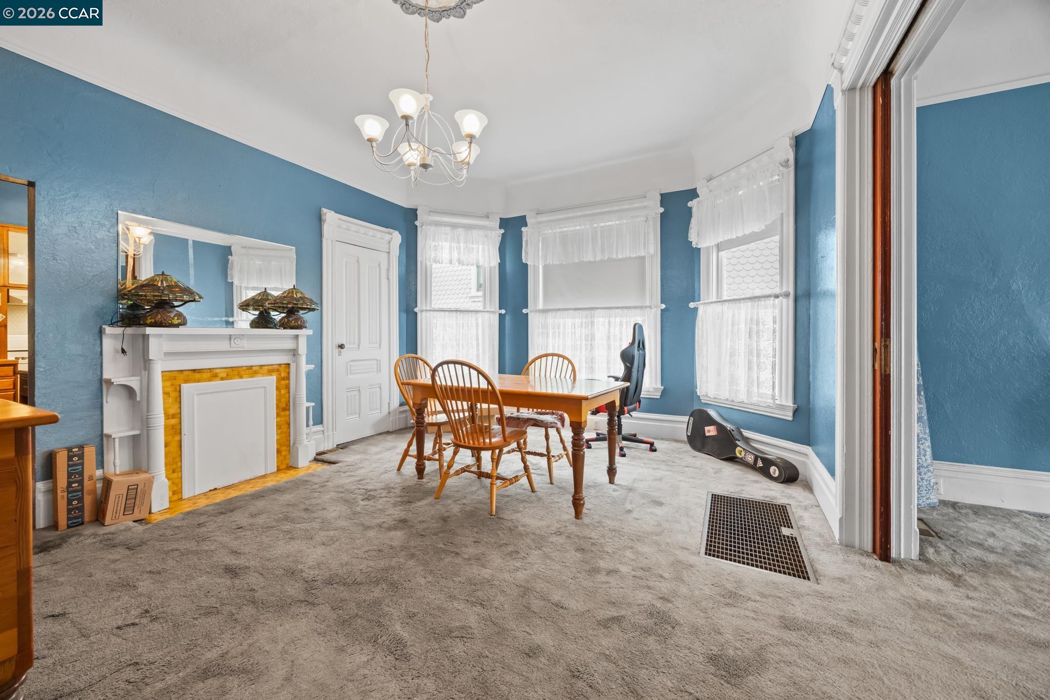 1036 Regent Street Alameda, CA 94501 - Photo 7 of 51