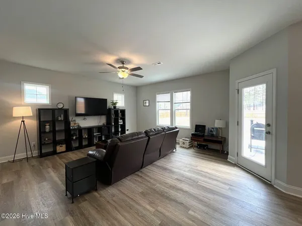 $2,300 | 280 Flying Bolt Drive, Raeford, NC 28376
