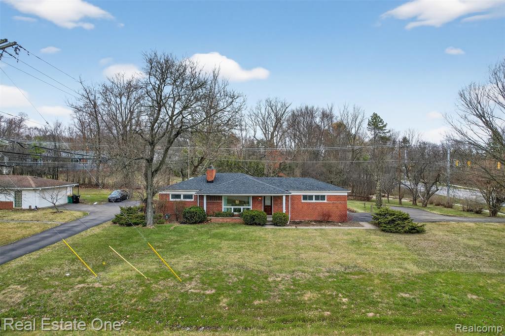 28491 Bayberry Road Farmington Hills, MI 48331 - Photo 33 of 37