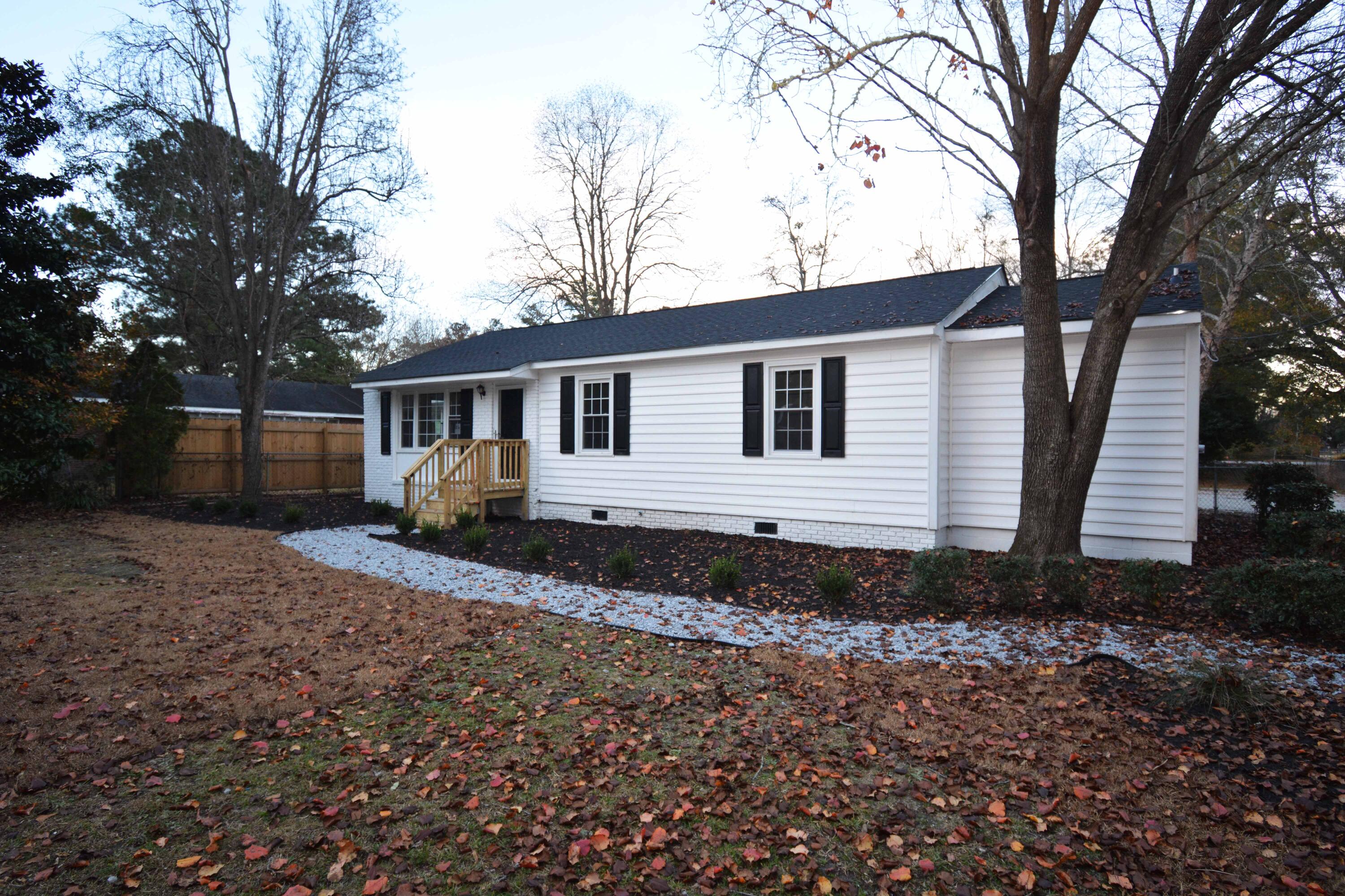 203 West Juniper Street Andrews, SC 29510 - Photo 1 of 29 front view from right
