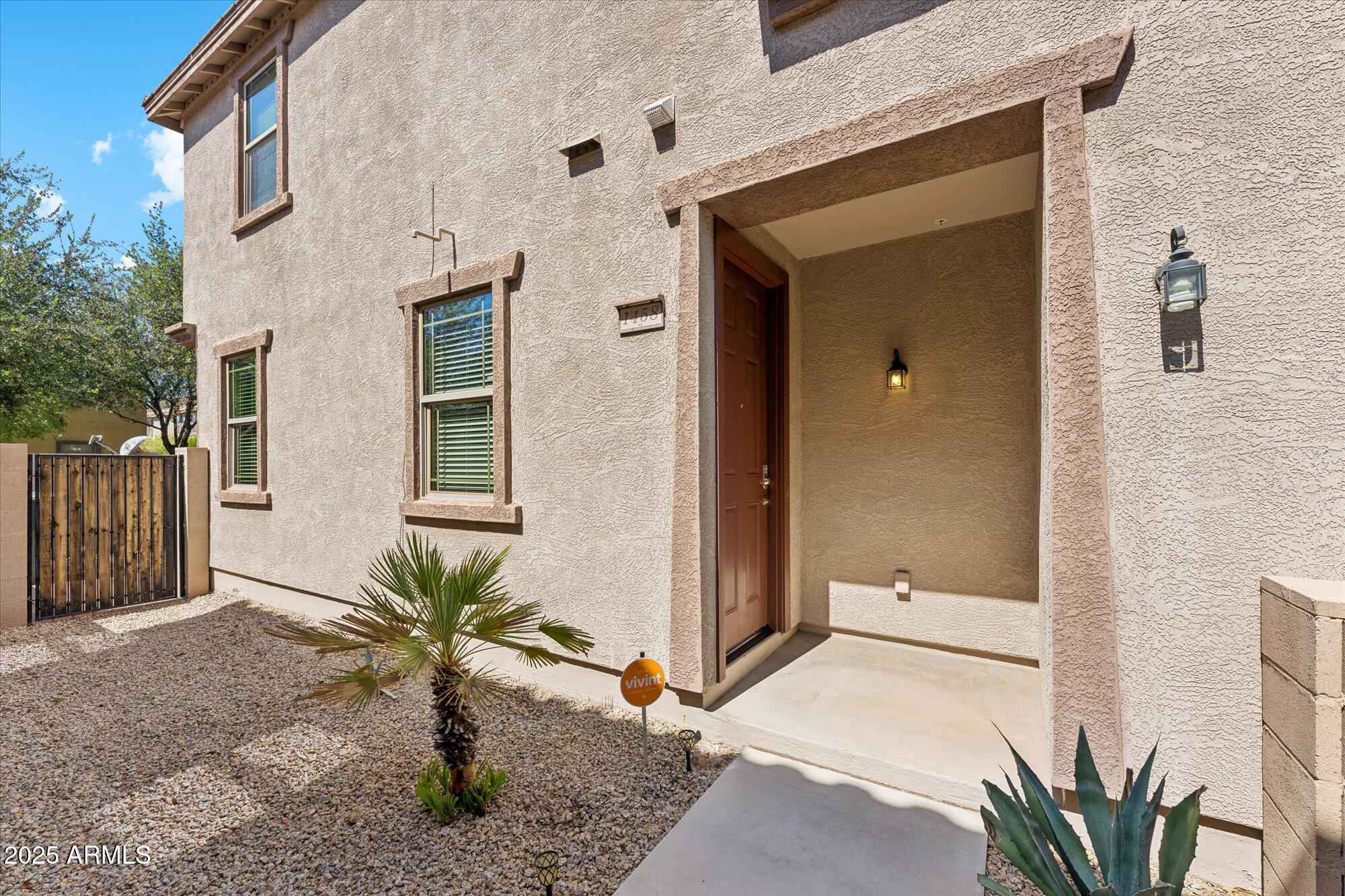 1458 North 80th Lane Phoenix, AZ 85043 - Photo 2 of 36 Entryway