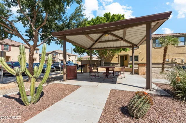 a view of outdoor space yard and patio