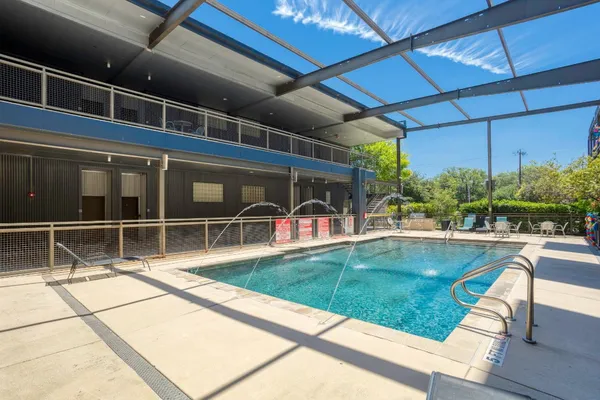 $2,500 | 831 South Flores Street, Unit 2201, San Antonio, TX 78204