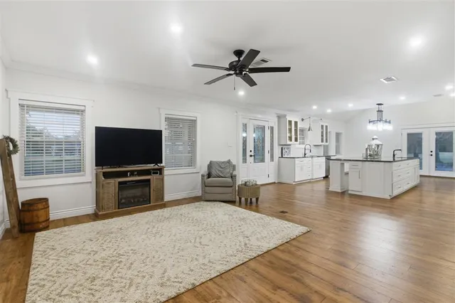 $495,000 | 601 East Street, Vinton, LA 70668