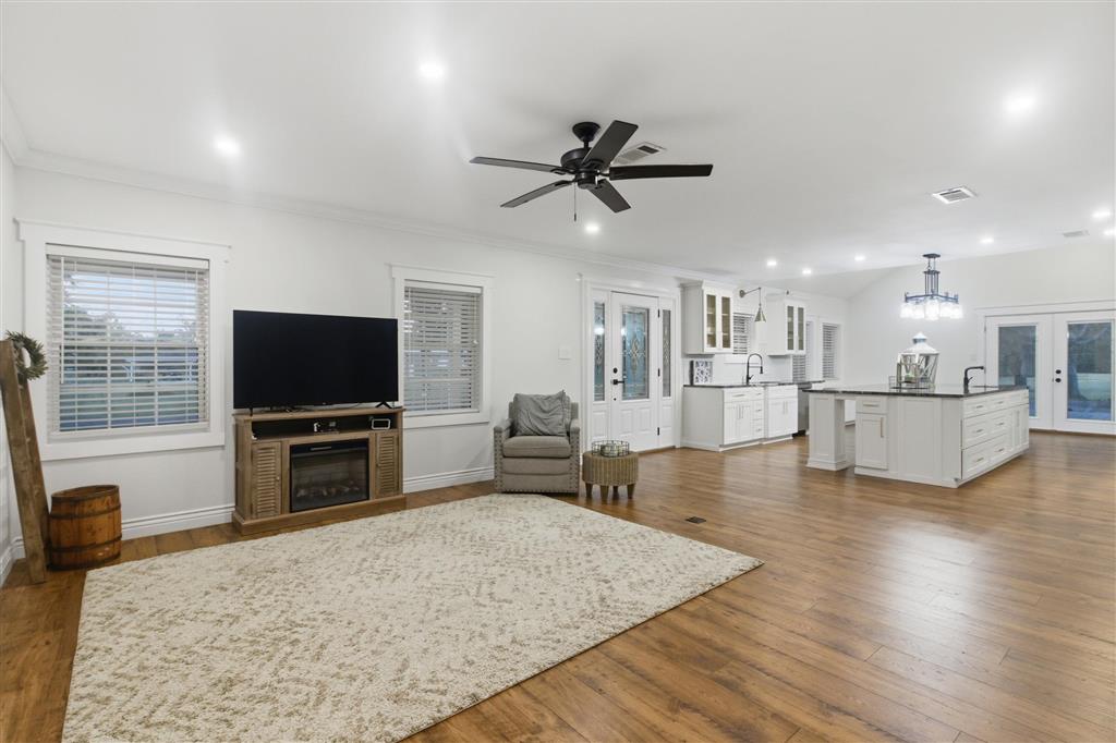 601 East Street Vinton, LA 70668 - Photo 8 of 34