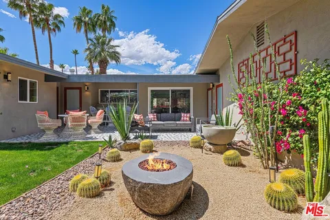$899,000 | 37810 Melrose Drive, Cathedral City, CA 92234