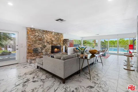 $899,000 | 37810 Melrose Drive, Cathedral City, CA 92234