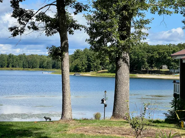 $319,000 | 7832 Highway 10, Branch, MI 49402