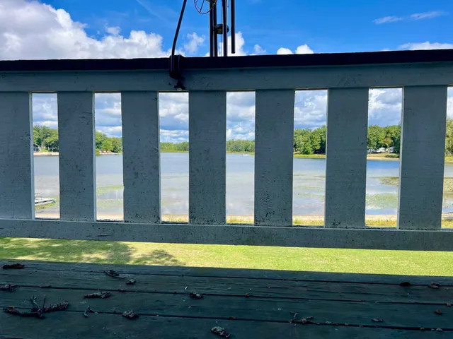 $319,000 | 7832 Highway 10, Branch, MI 49402