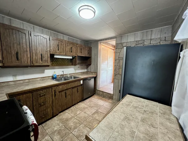 $319,000 | 7832 Highway 10, Branch, MI 49402