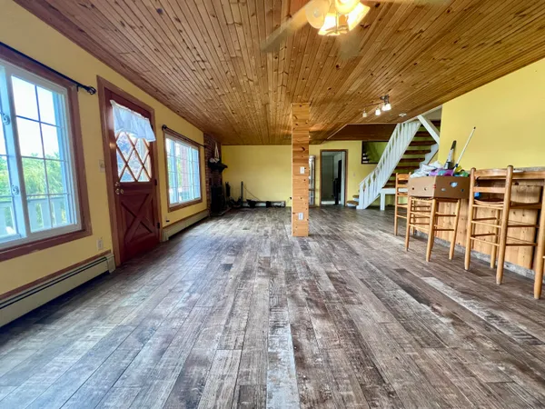 $319,000 | 7832 Highway 10, Branch, MI 49402
