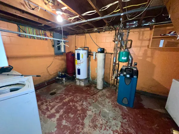 $319,000 | 7832 Highway 10, Branch, MI 49402