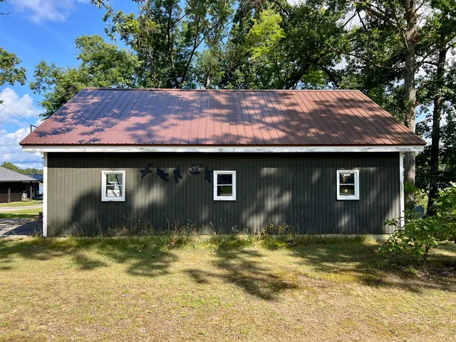 $319,000 | 7832 Highway 10, Branch, MI 49402