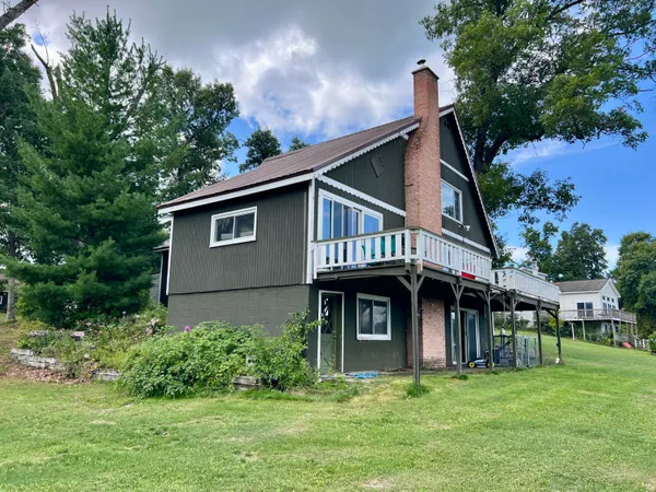 $319,000 | 7832 Highway 10, Branch, MI 49402