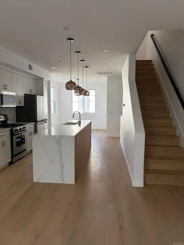 $5,000 | 815 Harbor Cliff Way, Unit 239, Oceanside, CA 92054