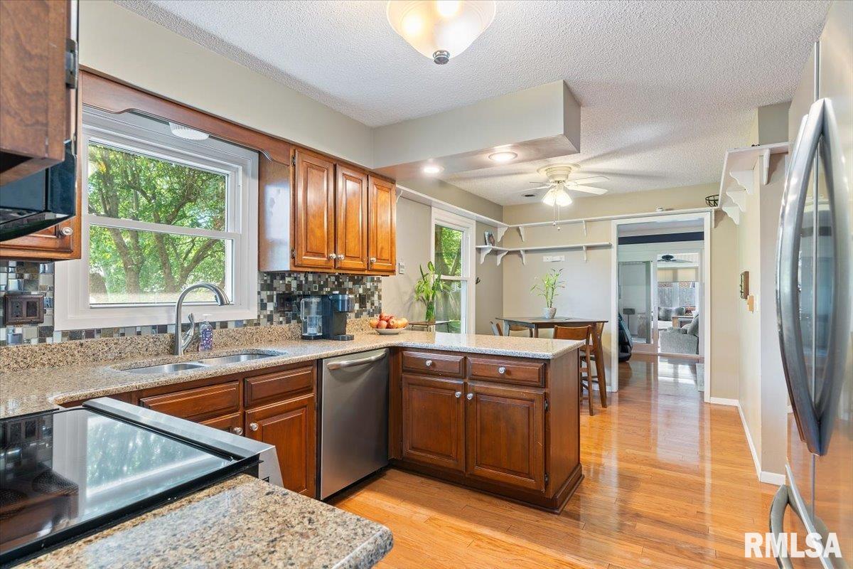 2953 Battersea Point Springfield, IL 62704 - Photo 12 of 51 Gallery Image 12