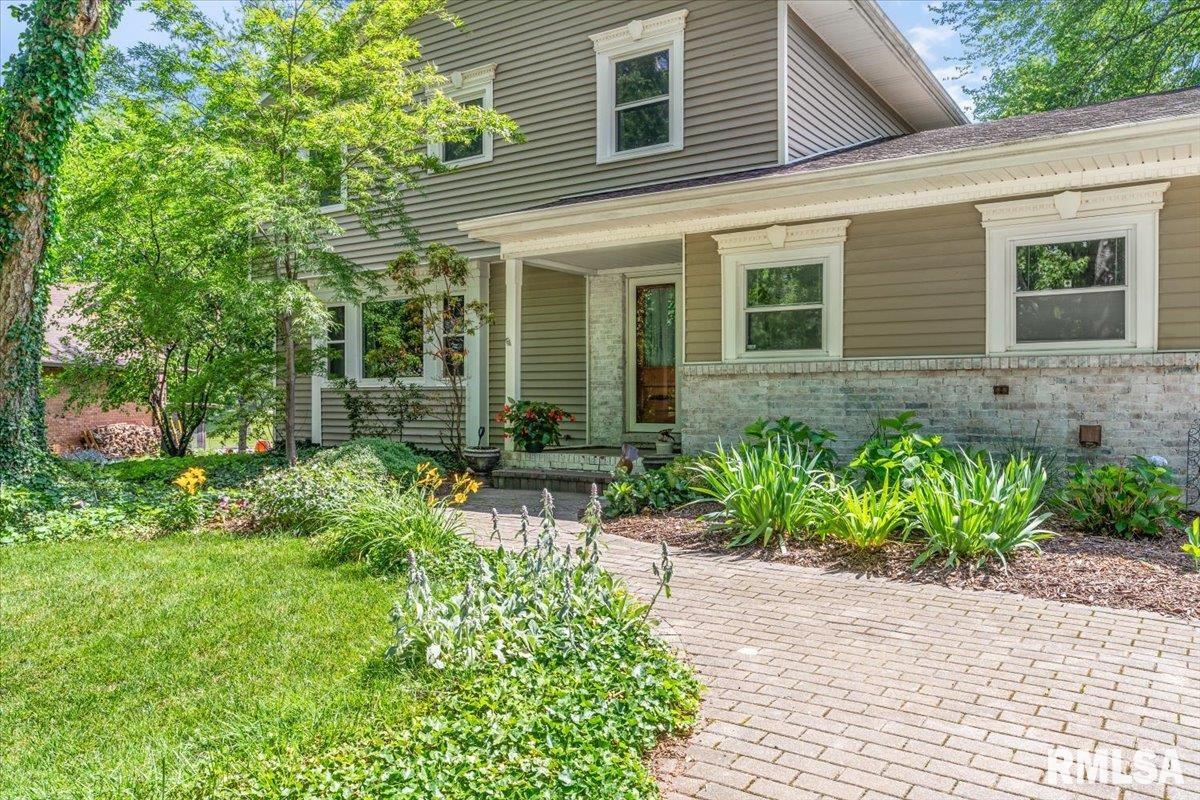 2953 Battersea Point Springfield, IL 62704 - Photo 2 of 51 Gallery Image 2