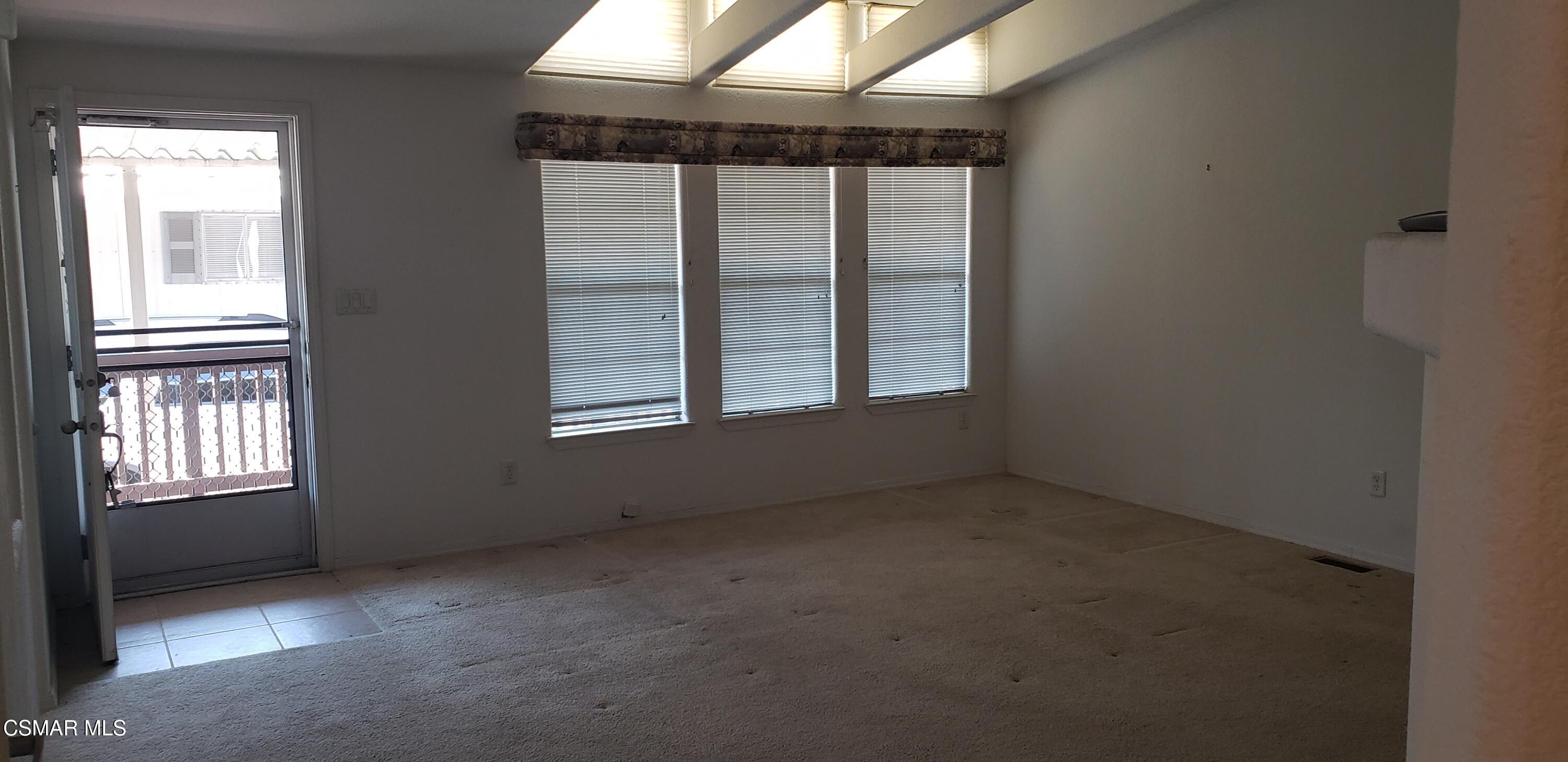 195 Tierra Rejada Road, Unit 200 Simi Valley, CA 93065 - Photo 12 of 27 20250811_121721