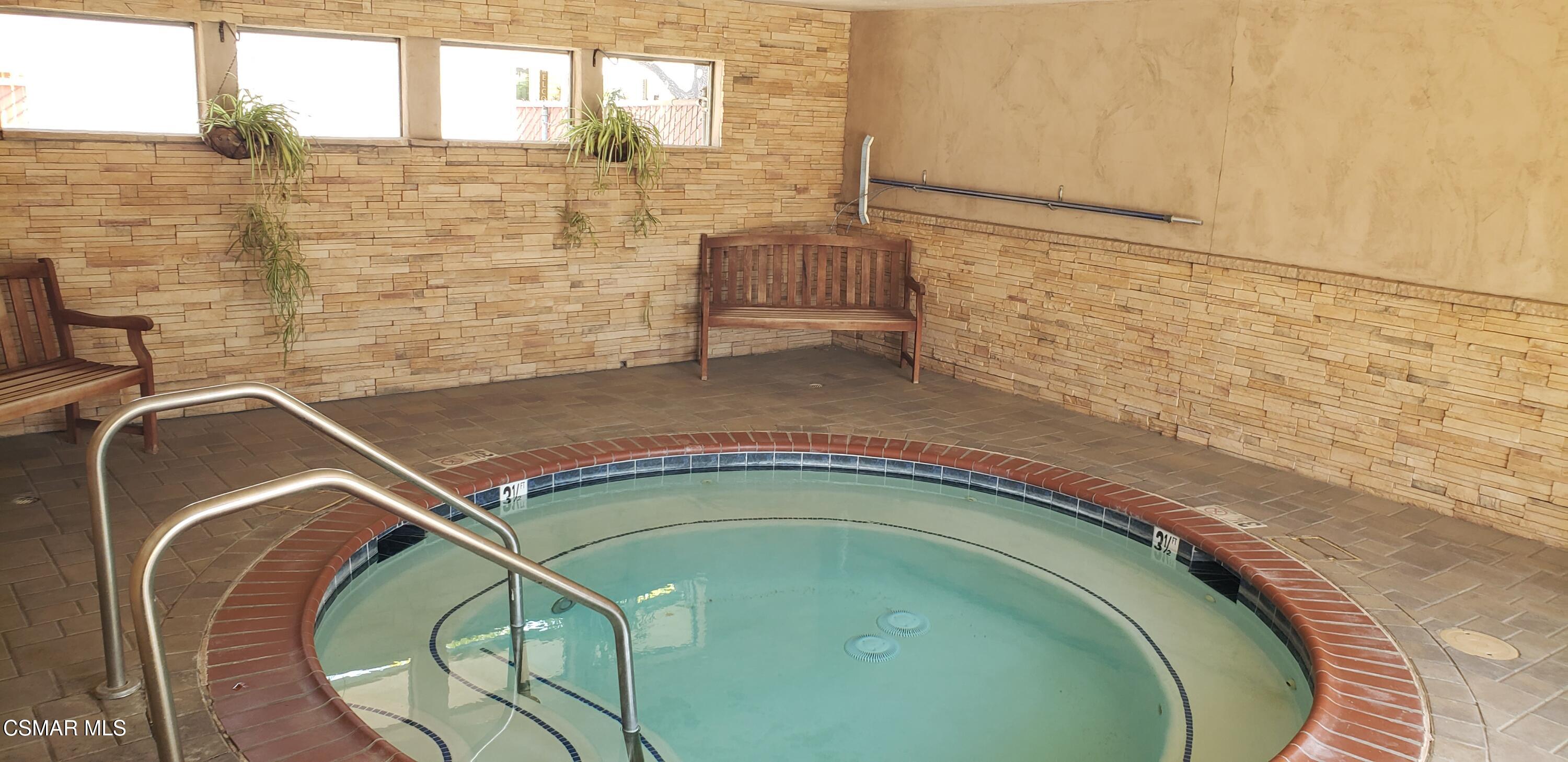 195 Tierra Rejada Road, Unit 200 Simi Valley, CA 93065 - Photo 21 of 27 20250811_122531