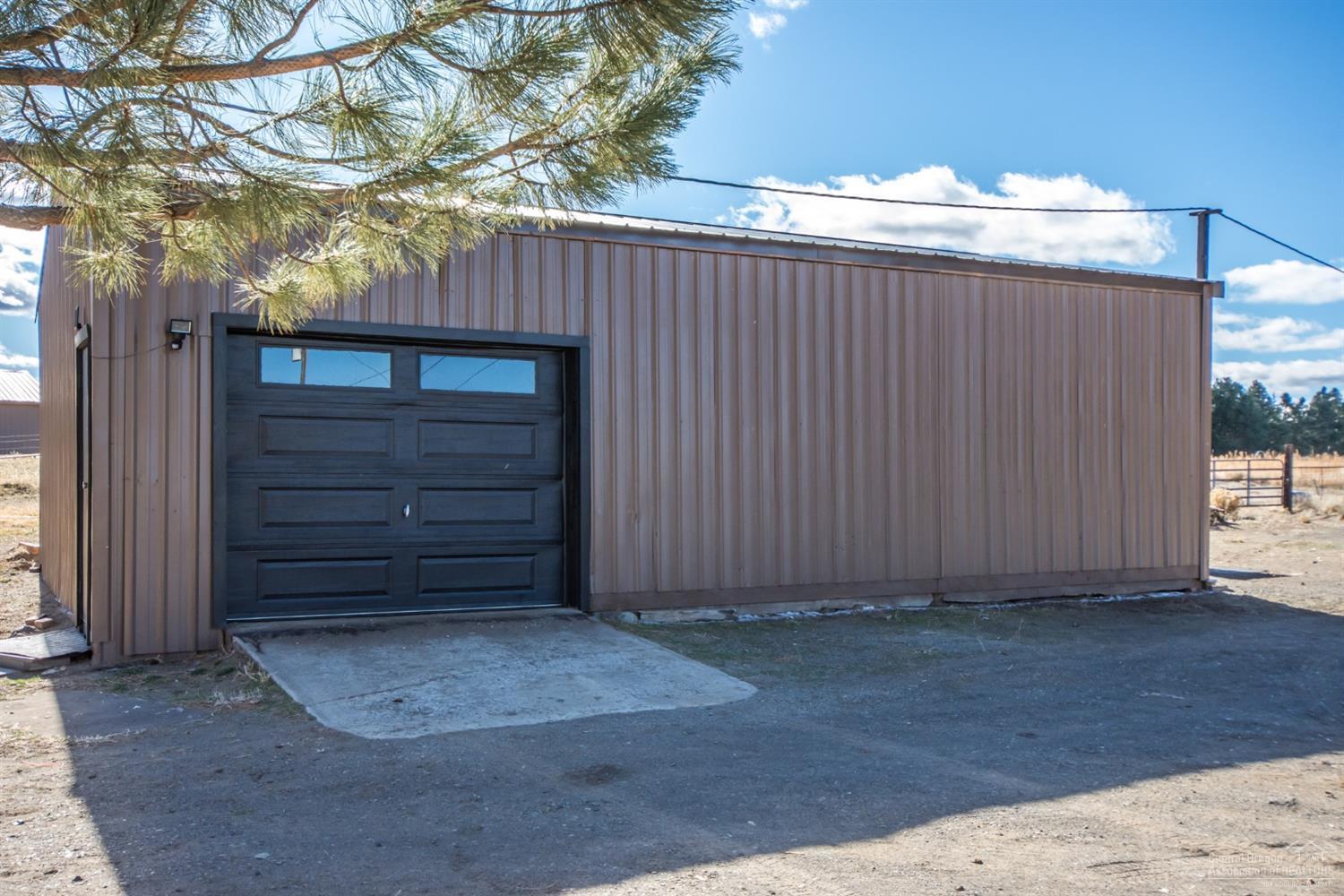 63635 Deschutes Market Road Bend, OR 97701 - Photo 15 of 25 Gallery Image 15