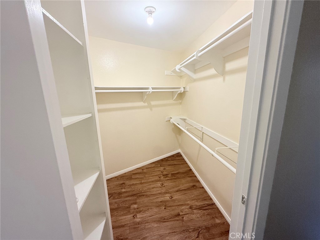 2121 Scott Road, Unit 104 Burbank, CA 91504 - Photo 17 of 27 MASTER ROOM CLOSET - by Peter Yahiayan - CALL FOR ALL YOUR REAL ESTATE NEEDS