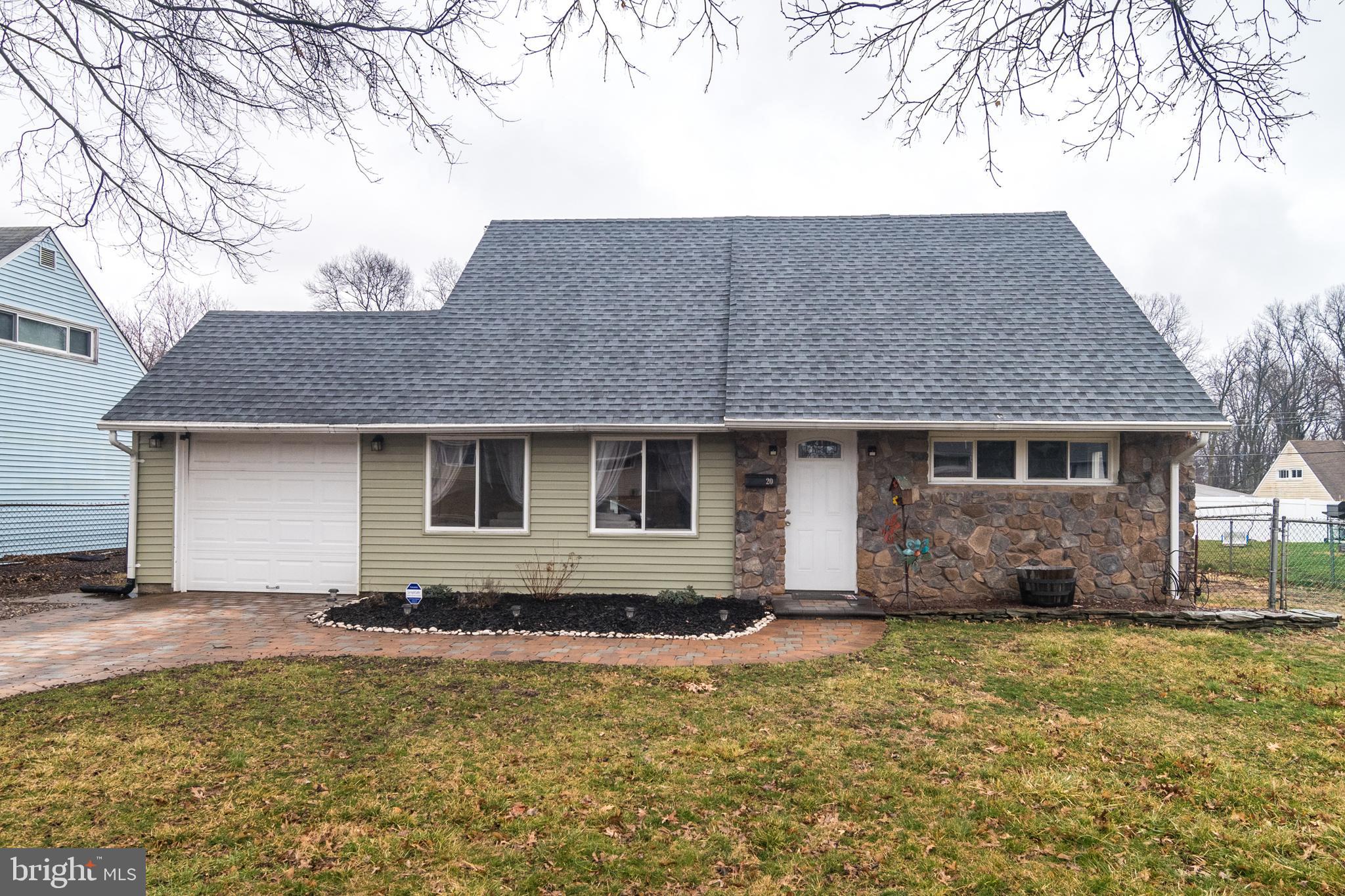 20 Violet Road Levittown, PA 19057 - Photo 1 of 41 Front yard