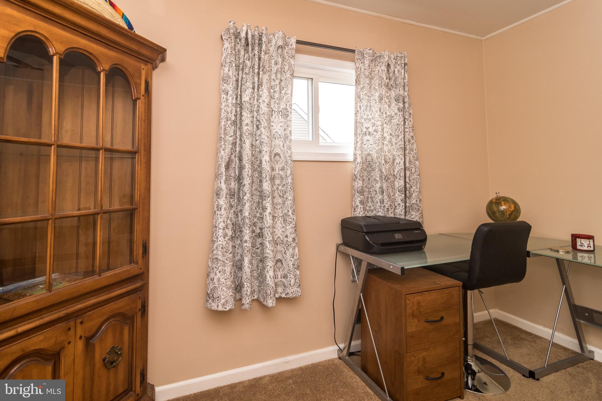 20 Violet Road Levittown, PA 19057 - Photo 22 of 41 Main floor bedroom 2