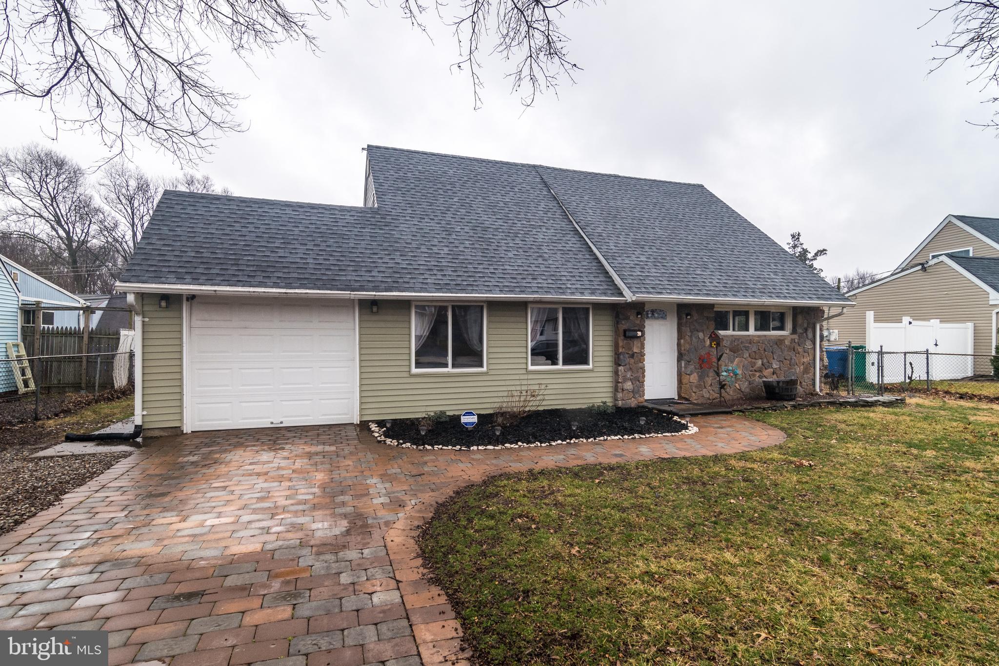 20 Violet Road Levittown, PA 19057 - Photo 41 of 41 Front yard