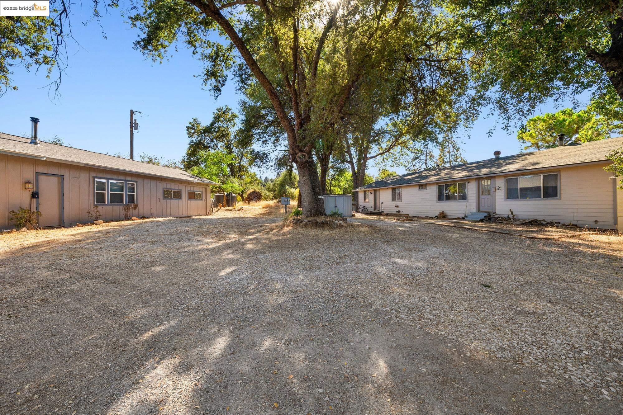16641 Buckhorn Mountain Road Sonora, CA 95370 - Photo 34 of 44 Rear view of house