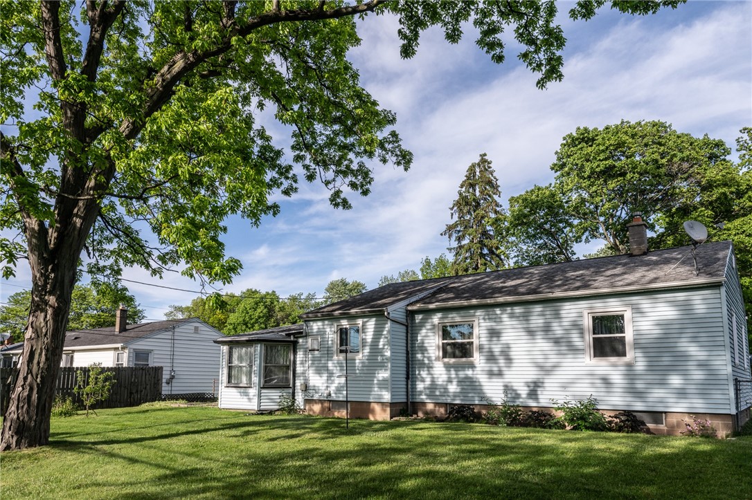 243 Dellwood Road Greece, NY 14616 - Photo 7 of 20