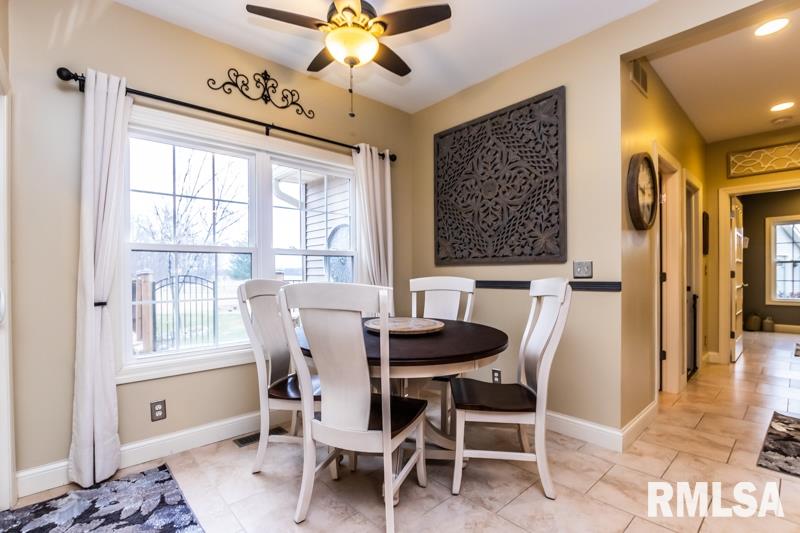 8203 South Hidden Point Road Glasford, IL 61533 - Photo 12 of 50