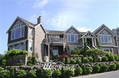 900 North 27th Place Renton, WA 98056 - Photo 1 of 1
