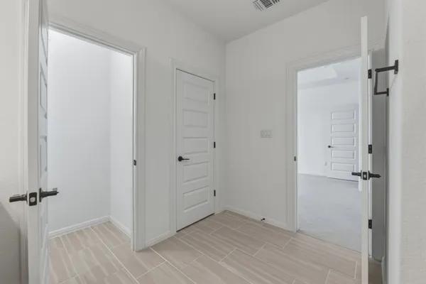 $2,000 | 2725 Woodall Drive, Unit 203, Cedar Park, TX 78613