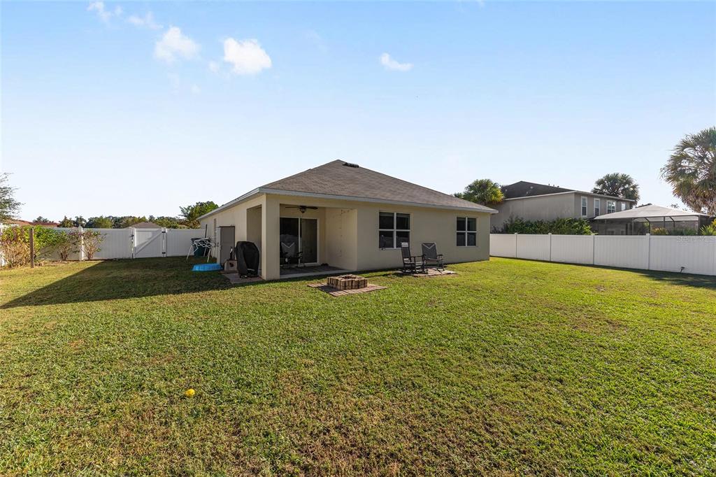 2530 Northeast 42nd Road Ocala, FL 34470 - Photo 41 of 61 a view of outdoor space yard and lake