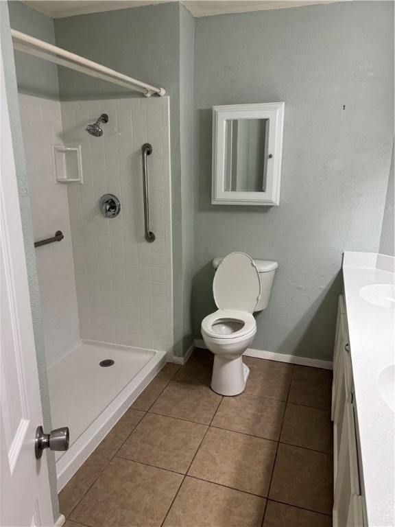 3208 Bimini Drive Corpus Christi, TX 78418 - Photo 10 of 14 a bathroom with a toilet and a shower