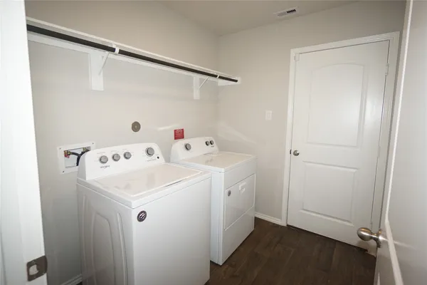 $2,200 | 5430 Tindarey Bluff Trail, Katy, TX 77449